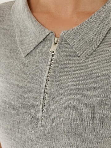 Hiccup - Pullover em cinzento