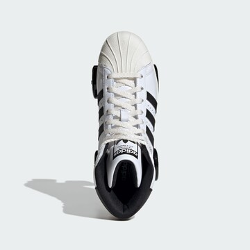 ADIDAS ORIGINALS Wieltjes 'Superstar 82' in Wit
