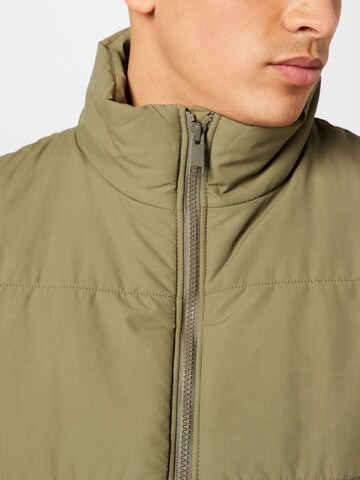 Gilet sportivo di JACK WOLFSKIN in verde