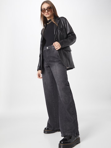 Urban Classics Wide Leg Jeans in Schwarz