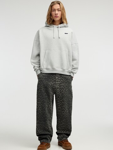 Pull&Bear Sweatshirt in Grau