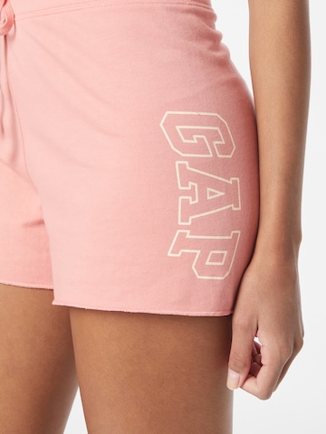 Regular Pantalon GAP en rose