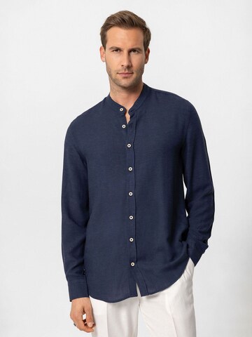 Coupe regular Chemise 'Ambrogia ' Antioch en bleu : devant