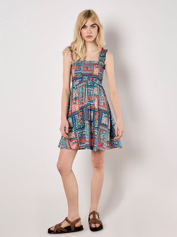 Robe ' ' Apricot en bleu : devant