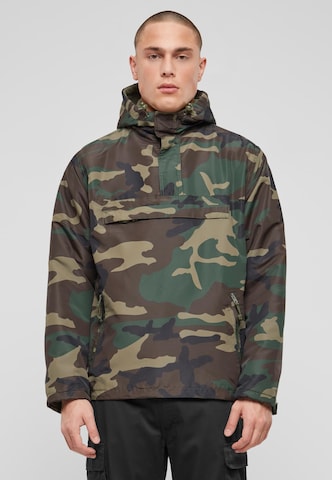 Brandit Between-Season Jacket in Green: front