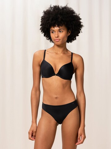 TRIUMPH Push-up Push-up-BH ' Body Make-Up Essentials ' in Schwarz: Vorderseite