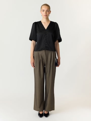 YAS Bluse 'YASPella' i sort