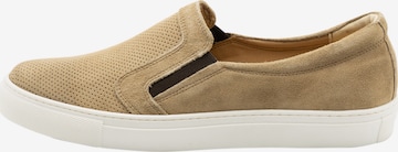 MO Slip-Ons in Beige: front