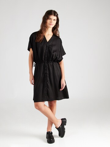 Robe-chemise 'Ley' MAKIA en noir : devant