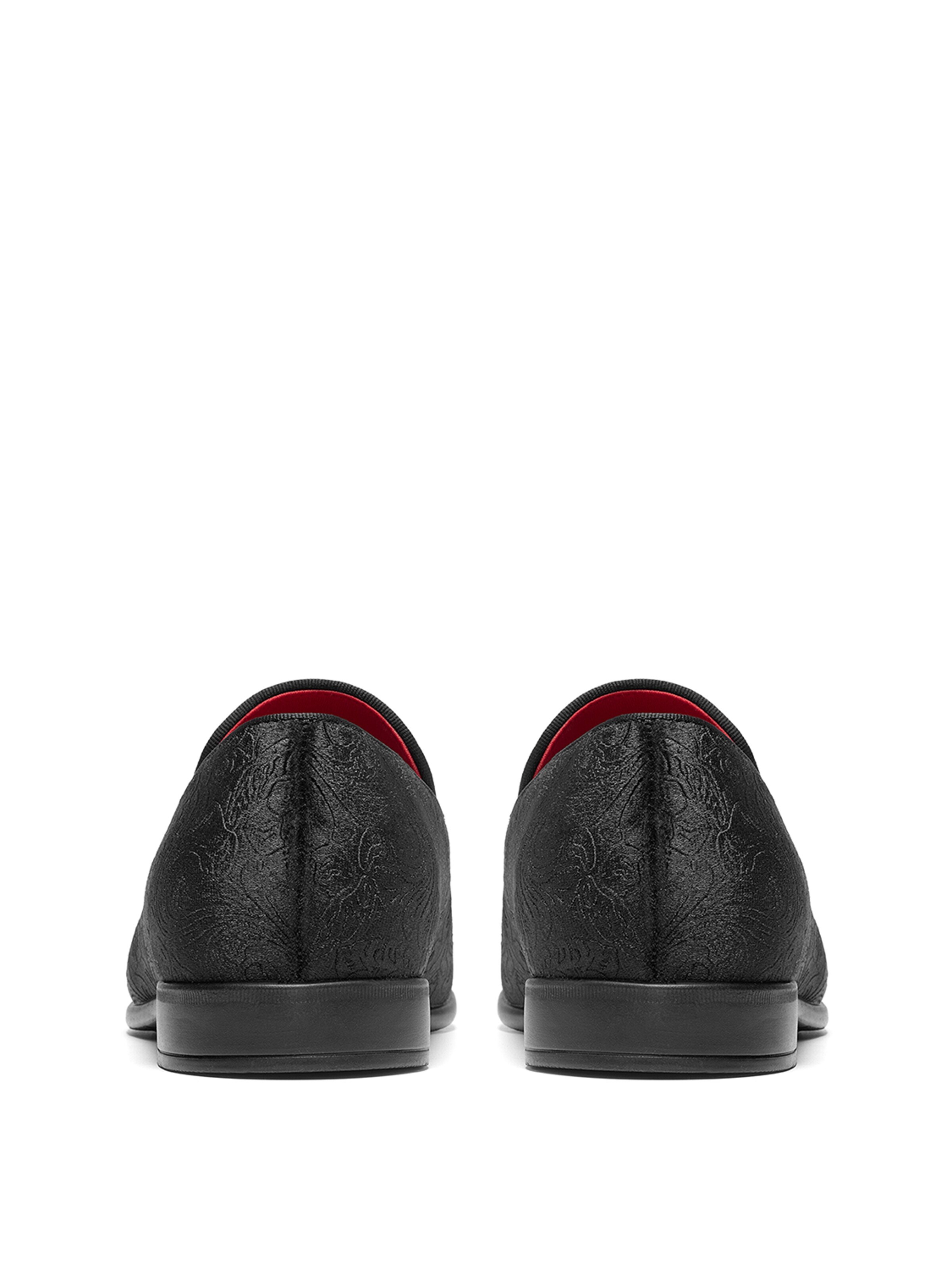 Slipper di Bruno Marc in nero