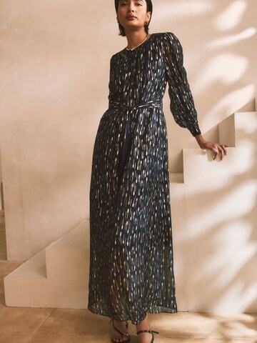 Rochie de la Next pe albastru