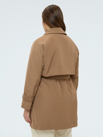 Fiorella Rubino Winter coat in Brown