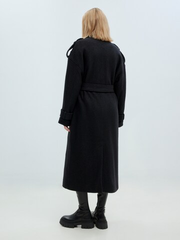 EDITED Between-seasons coat 'Eilika' in Black