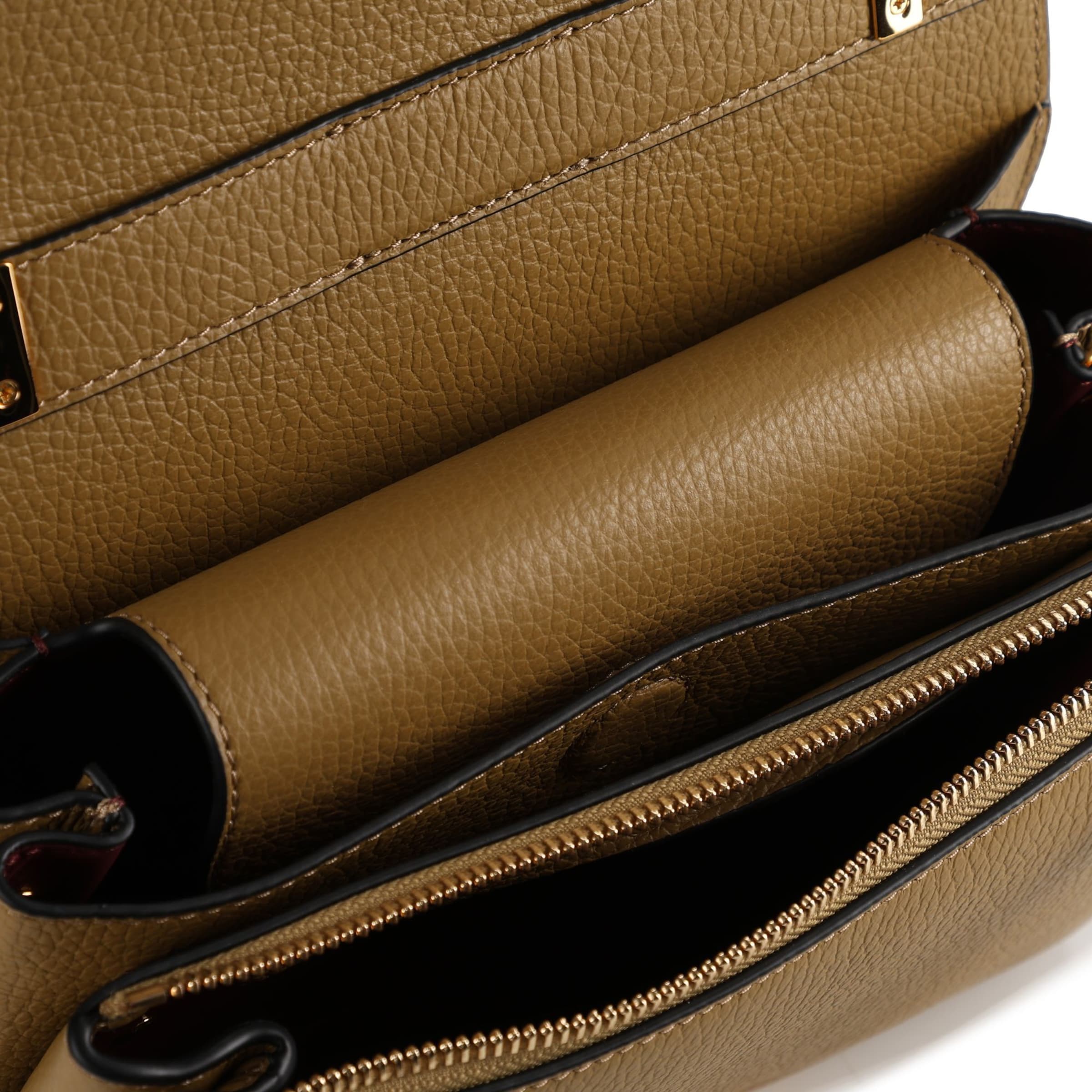 Coccinelle Schoudertas 'Arlettis' in Groen