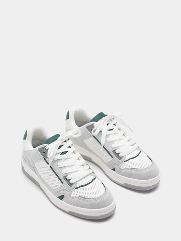 Pull&Bear Sneakers low i hvit