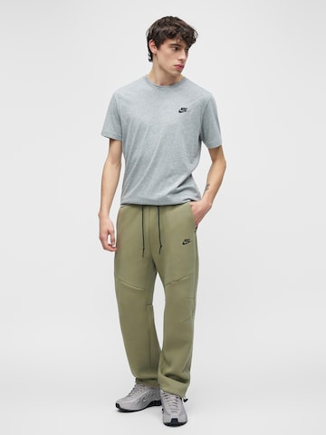 Nike Sportswear Loosefit Broek 'TECH FLC' in Groen