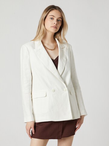 Guido Maria Kretschmer Women Blazer 'Jarine' in Weiß: predná strana