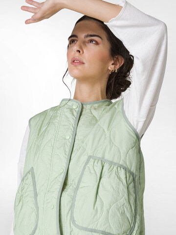 Gilet di DEHA in verde