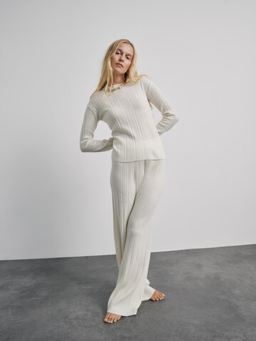 ABOUT YOU x Marie von Behrens Sweater 'Marie' in White