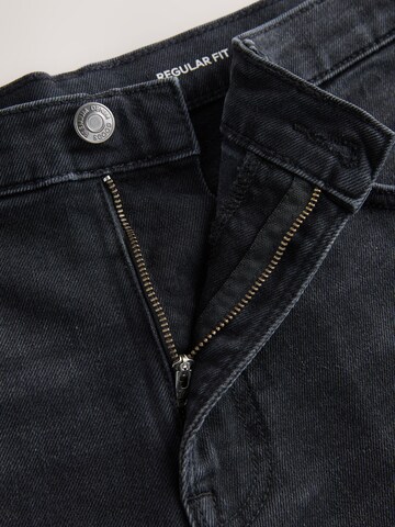 Regular Jean Next en noir