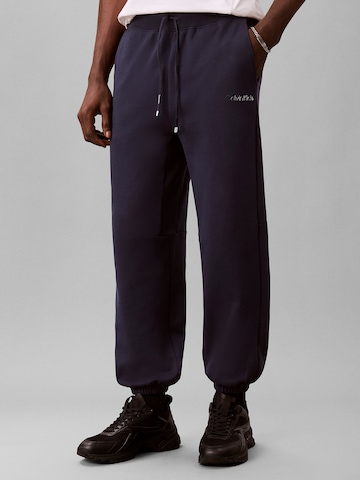 Calvin Klein Tapered Hose in Blau: Vorderseite