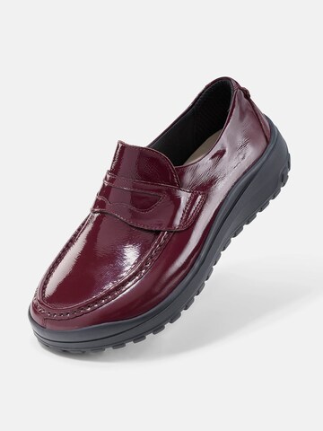 BÄR Classic Flats 'Nola' in Red: front