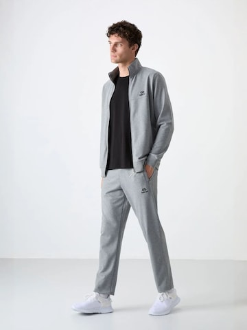 Survêtement Tommy Life en gris