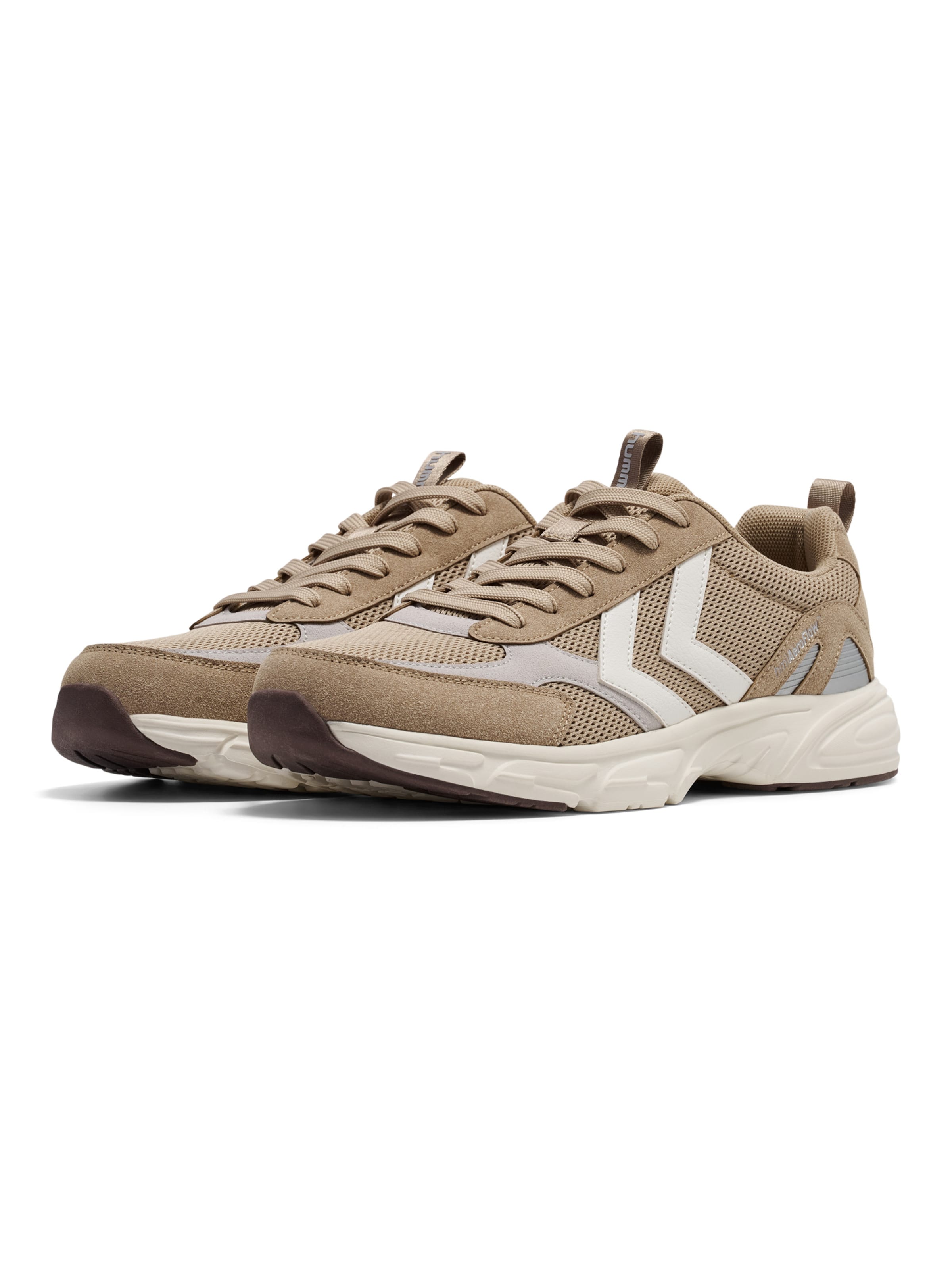 Hummel Sneaker in Braun