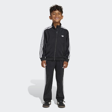 ADIDAS ORIGINALS Regular Setti 'Firebird' värissä musta