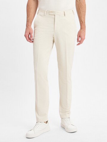 Finshley & Harding London Slim fit Pleated Pants 'Hoxdon' in White: front