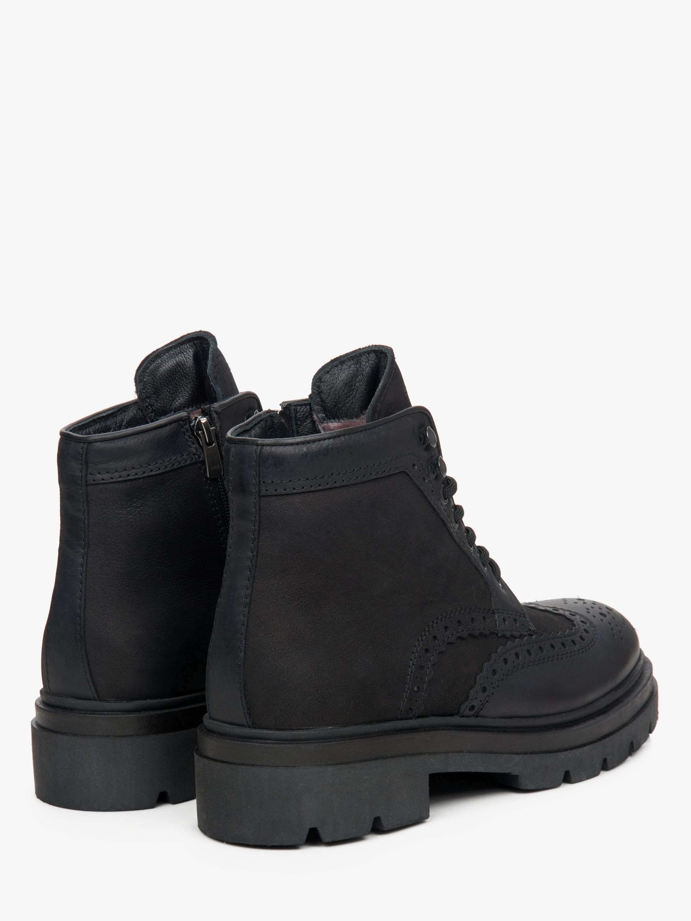 Estro Boot '4460' i svart