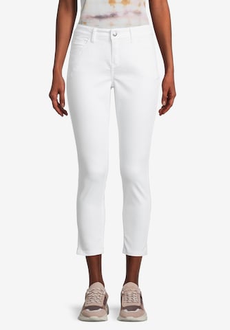 Cartoon Jeans in White: front