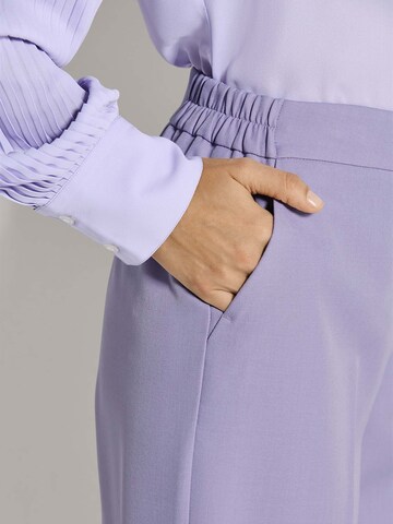 Loosefit Pantalon à plis MADELEINE en violet