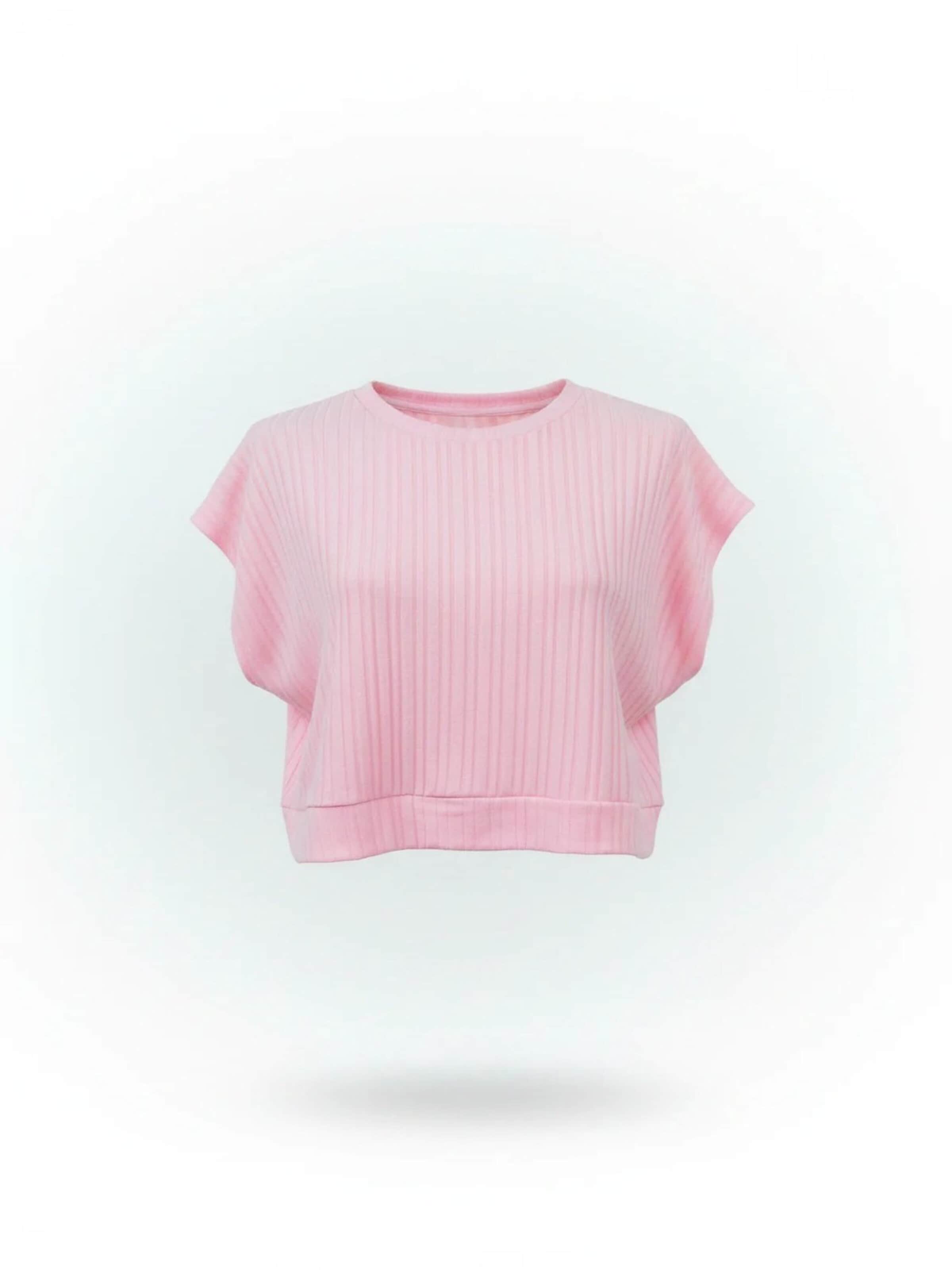 No Matter What Shirt in Roze: voorkant