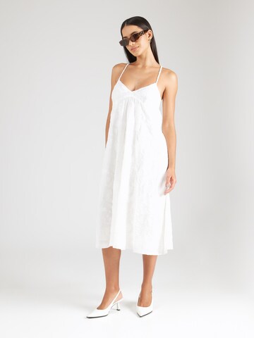 Robe 'AVISSA 10' DRYKORN en beige