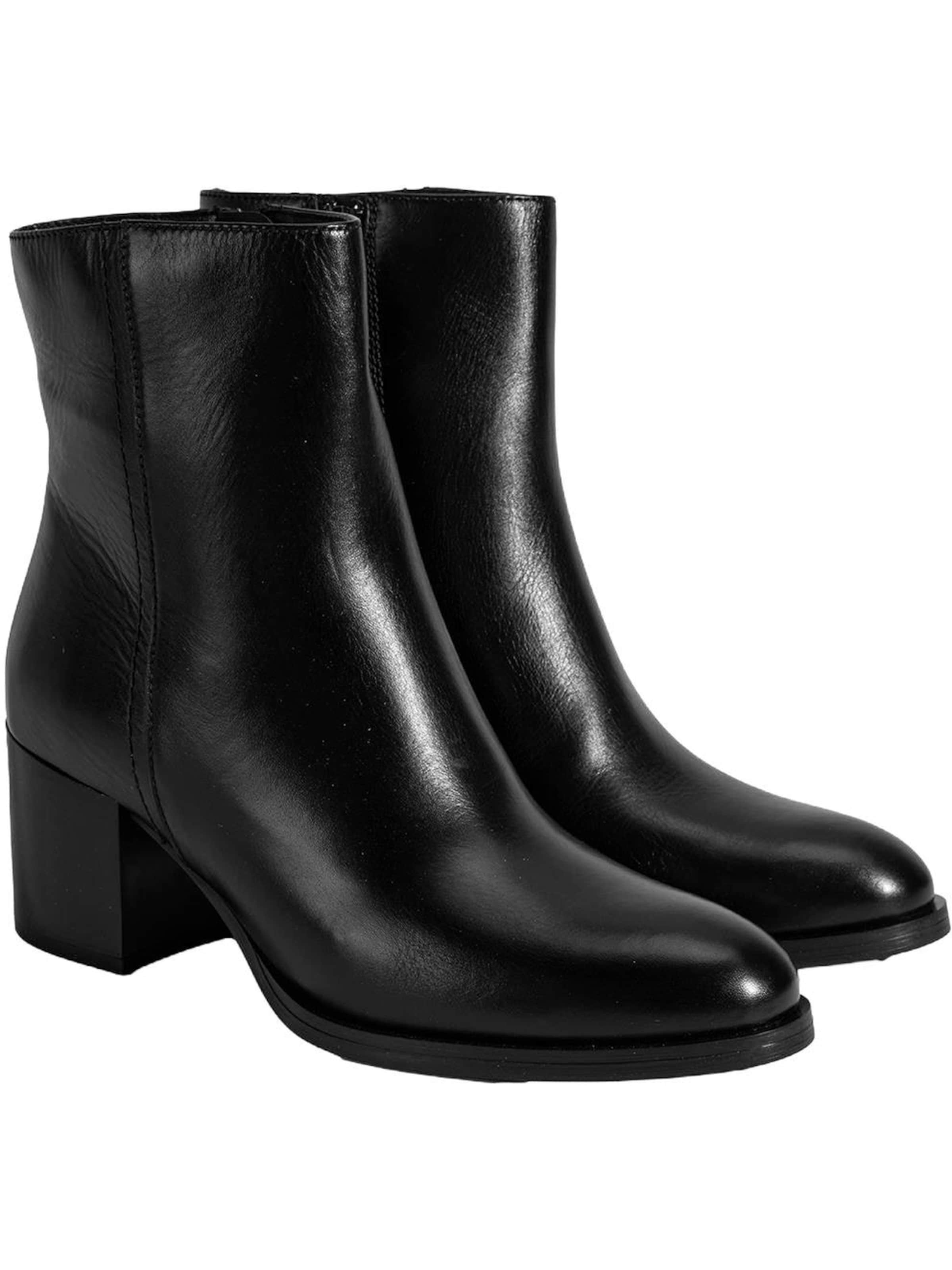 Desa Boots 'Stiefel' in Black: front