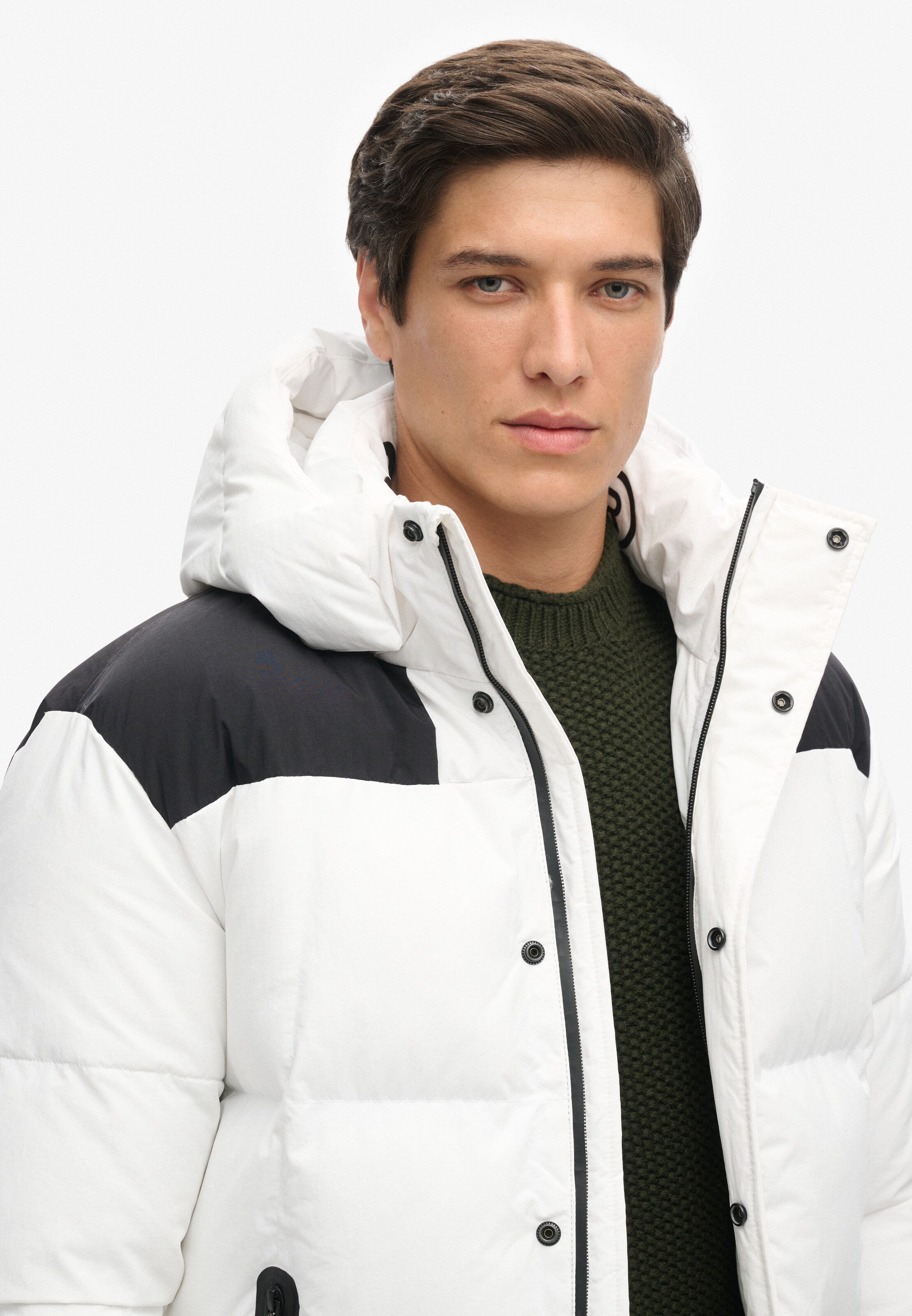 Superdry Jacke in Weiß