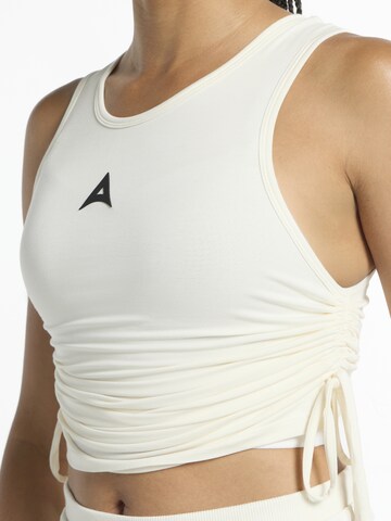 A-Game Urheiluliivi 'Lifewear' värissä beige