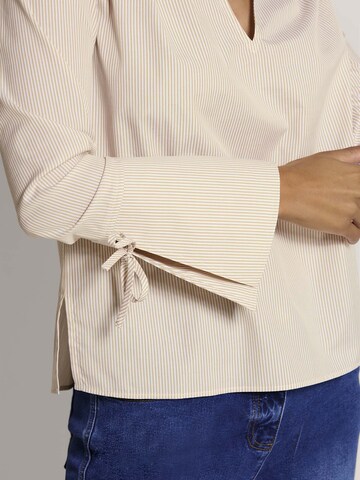 MADELEINE Blouse in Beige