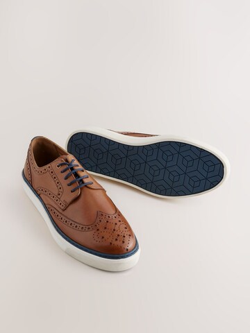 Scarpa stringata di Next in marrone