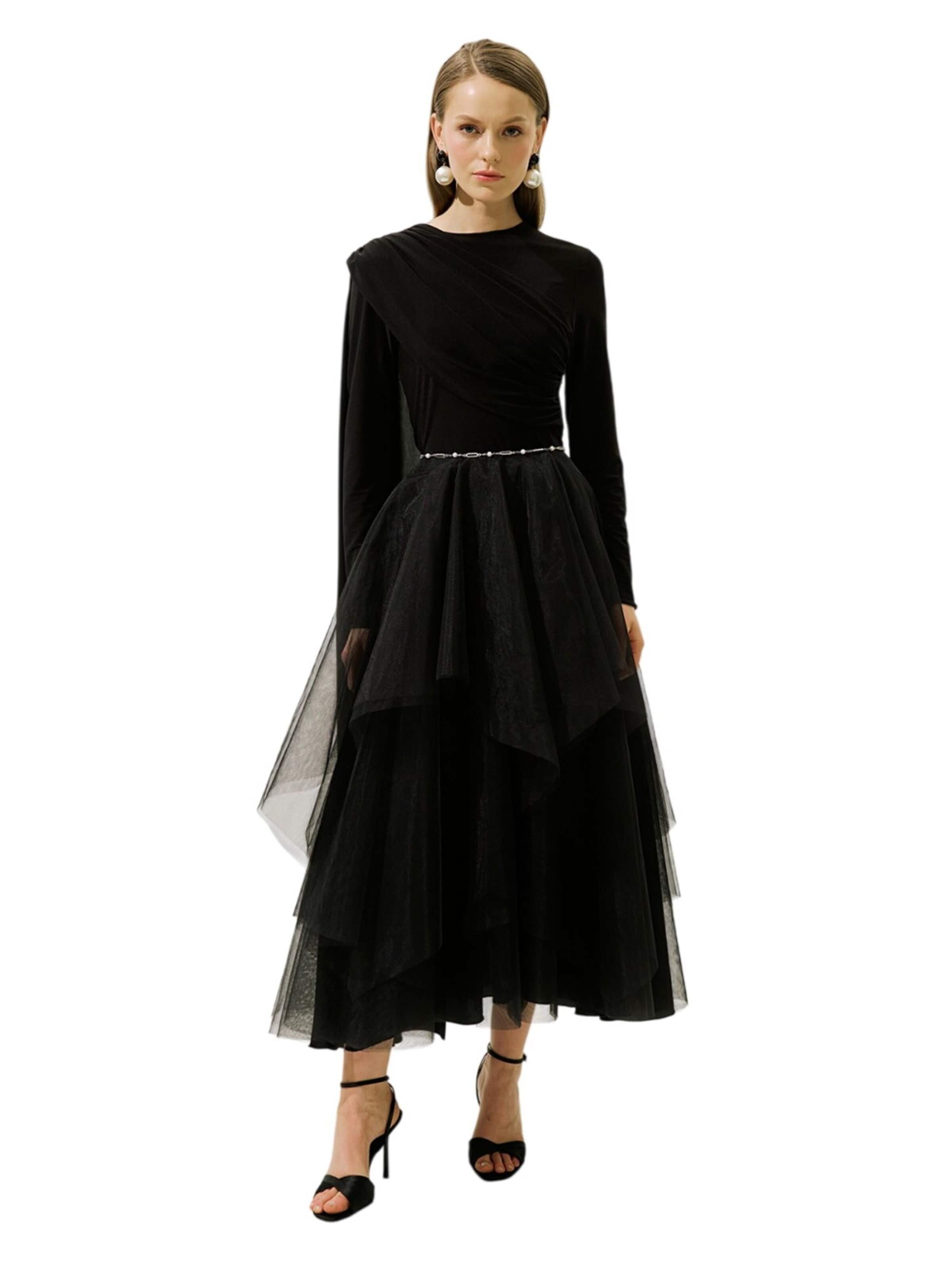 MANUKA Skirt in Black: front