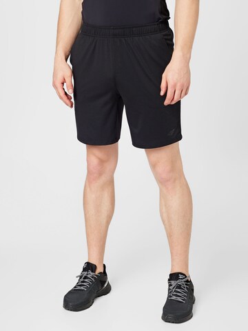 4F Regular Workout Pants in Black: front