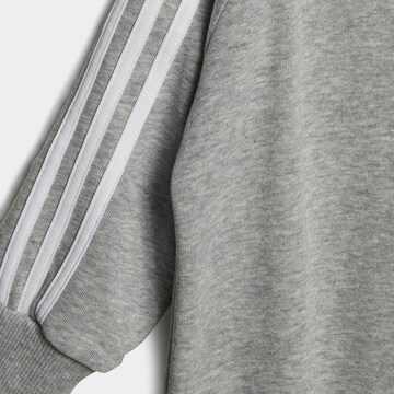 ADIDAS PERFORMANCE Trainingsanzug 'Essentials' in Grau