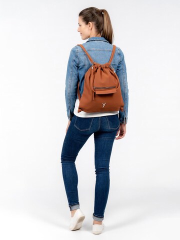 Suri Frey Backpack ' Romy ' in Brown: front