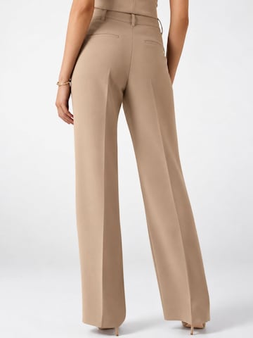GUESS Wide Leg Bundfaltenhose 'W5YB08WGHC2'‌‌‌‌‌ in Beige