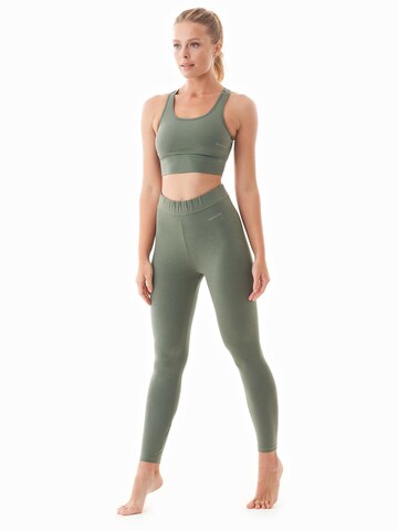 Organication Skinny Leggings in Grün