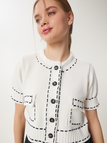 Happiness İstanbul Strickjacke in Beige