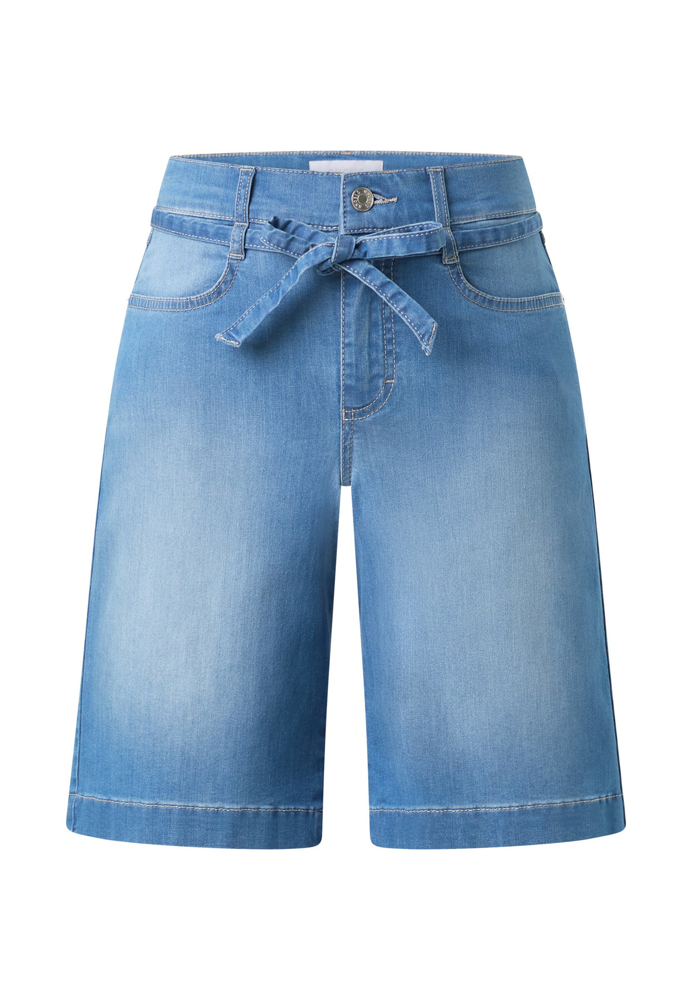 Angels Jean 'Lia' en bleu denim, Vue avec produit