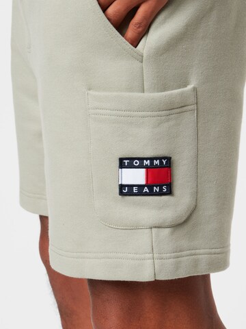 Regular Pantalon Tommy Jeans en vert