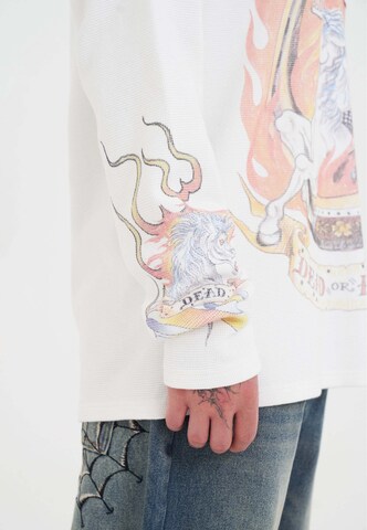 Ed HardySweater majica 'Ride Into Hell' - bijela boja